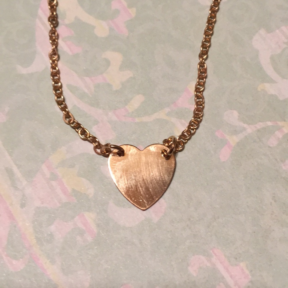 💖Gold heart necklace - Picture 2 of 8